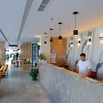 酒店 Triumf Shëngjin