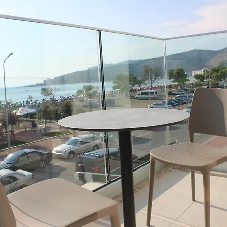 Triumf Hotel 4*