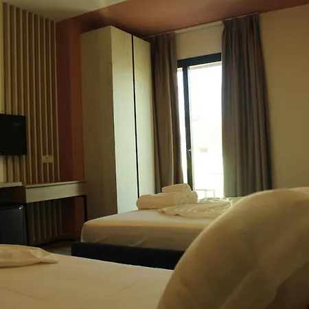 Triumf Hotel 4*