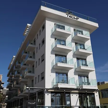 Triumf Hotel