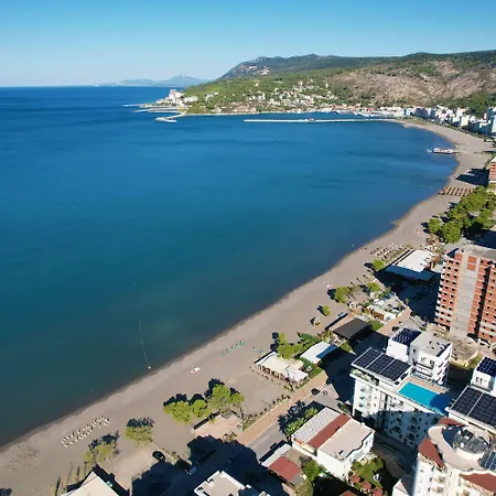 Triumf Hotel Shëngjin