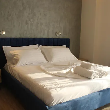 Hotel Triumf Shëngjin