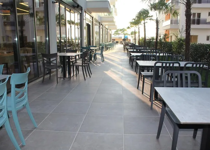 Triumf Hotel Shëngjin